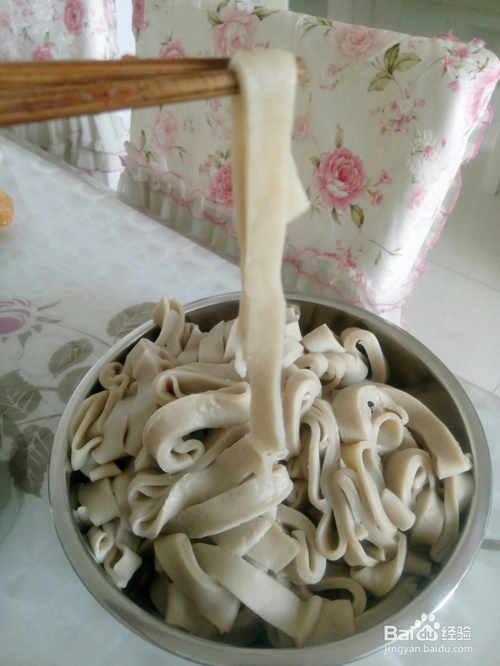 怎么吃都不腻的莜面酿皮
