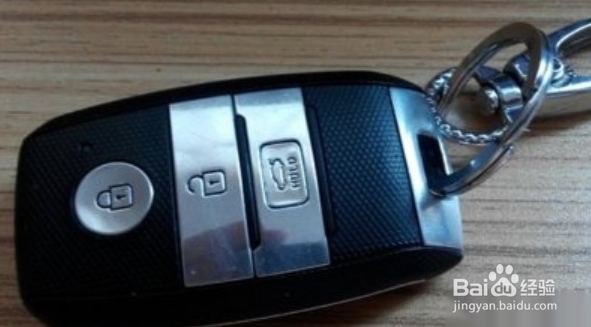 起亚k4钥匙怎么换电池