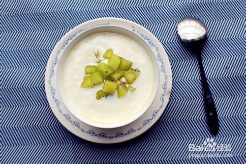 猕猴桃双皮奶 做法