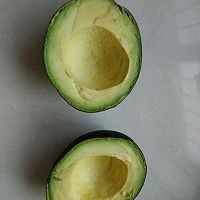 美味的牛油果焗蛋