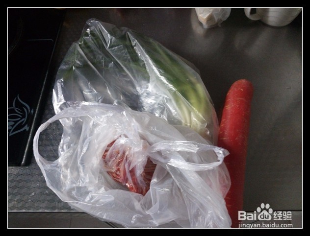 如何做家常小菜——牛肉丝炒胡萝卜