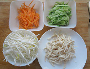 教你怎么做银芽黄瓜拌鸡丝