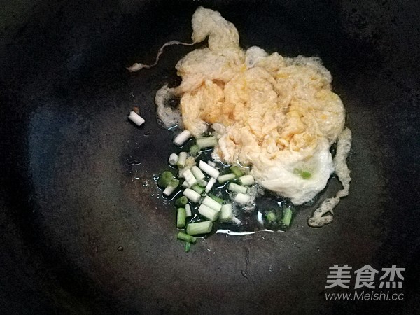 小柿子鸡蛋面片汤