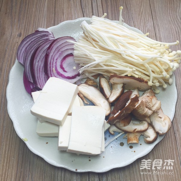 浓汤咖喱肥牛面