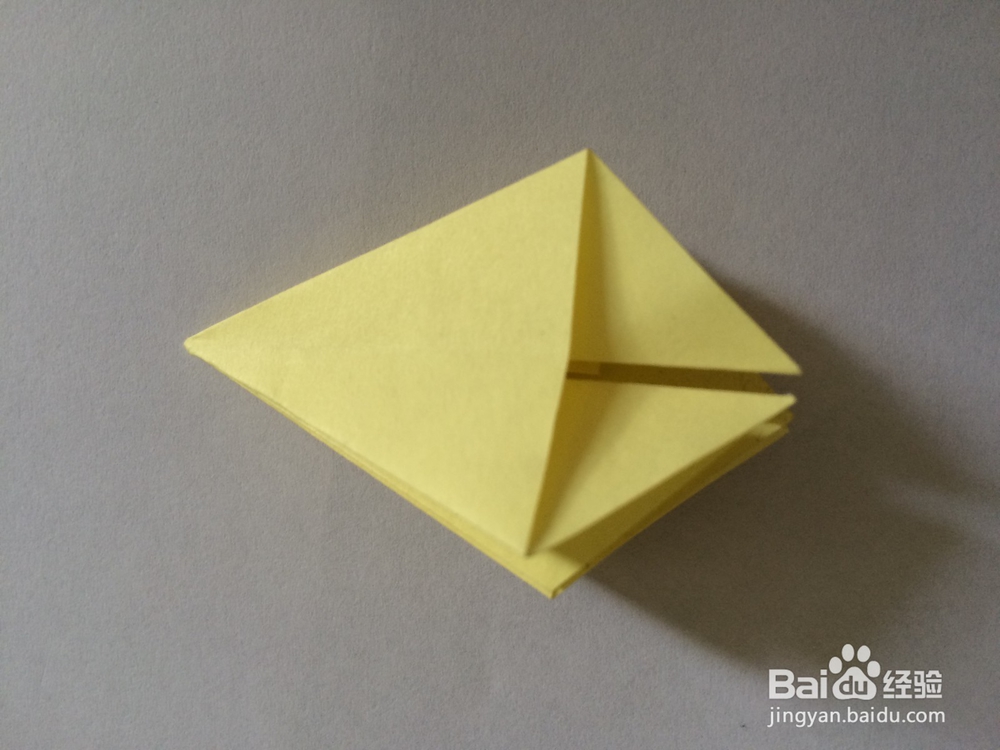 怎样手工折叠出漂亮的百合花