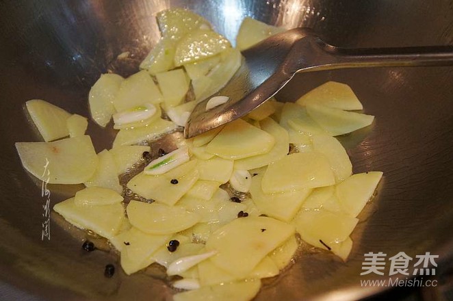 椒香土豆片的做法