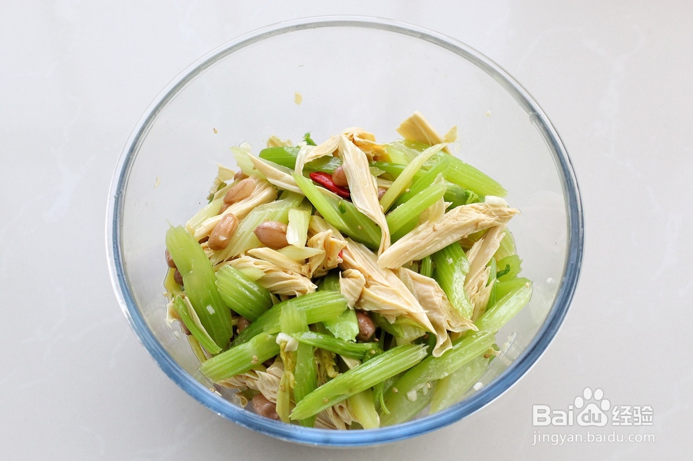 西芹腐竹拌花生怎么做?
