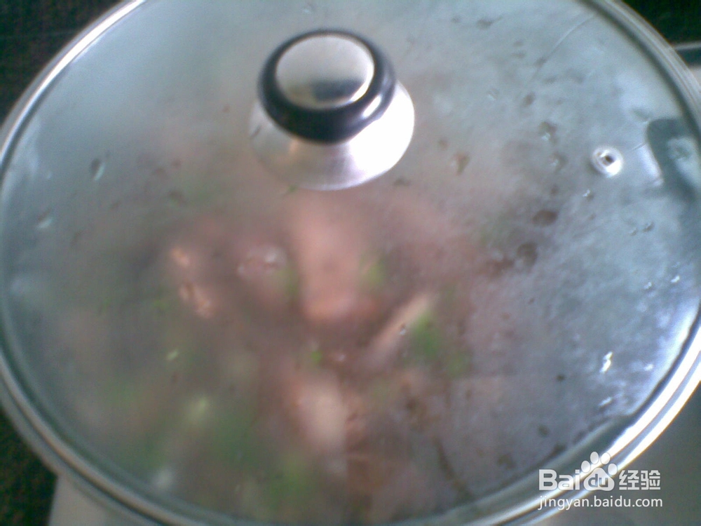 莲藕猪手汤烹制方法