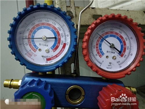 怎么用空调压力表来检修汽车空调？