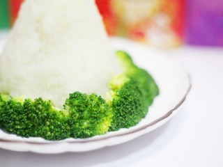 超好看的西兰花土豆泥圣诞树