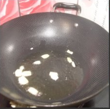 巧花心思让孩子爱上豆腐皮——彩椒炒豆腐皮结