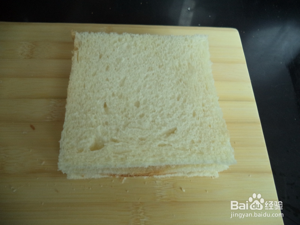 烤肉松三明治怎么做