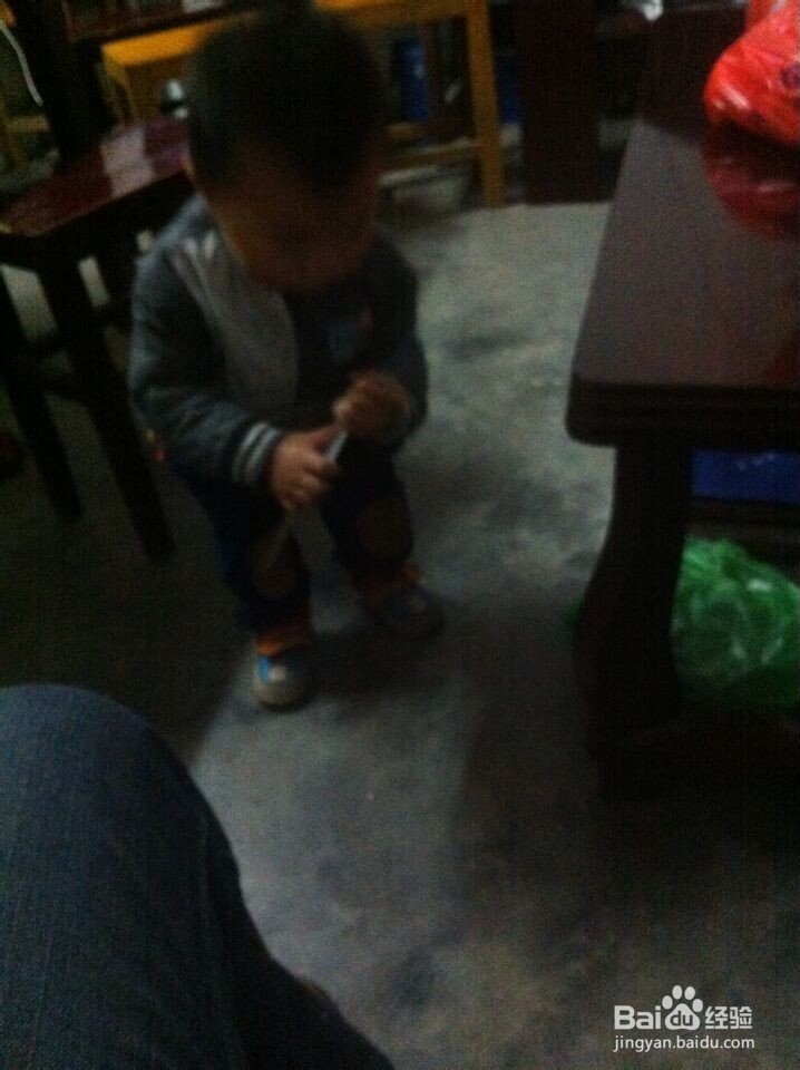 宝宝何时需要拥抱