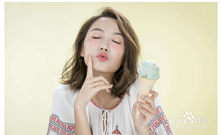 两颗门牙外凸,拍婚纱照怎么办