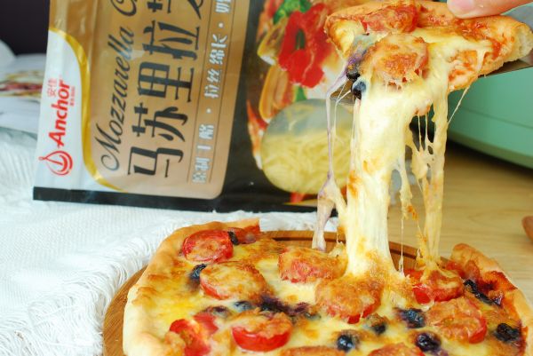 蓝莓水果拉丝披萨