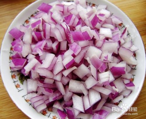 如何制作黑椒汁洋葱炒猪肝