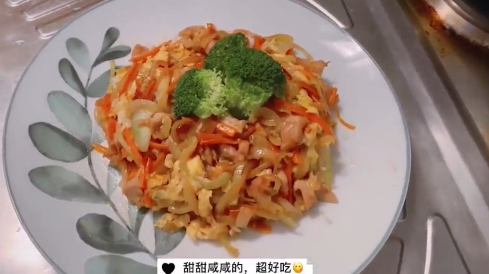 日式鸡肉滑蛋饭怎么做
