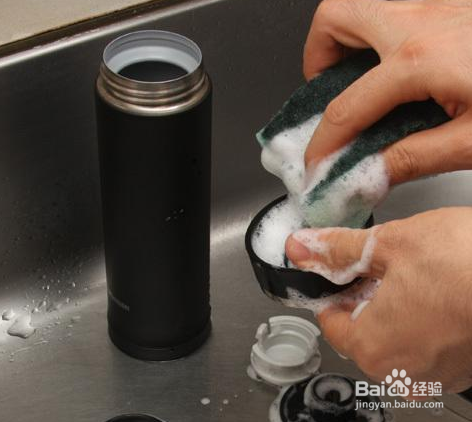 保温杯怎样清洗去除异味?