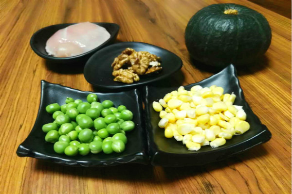 桂花鸡肉南瓜盅