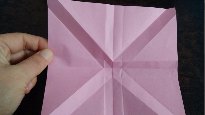 情人节送妈妈的简单手工玫瑰花怎么折