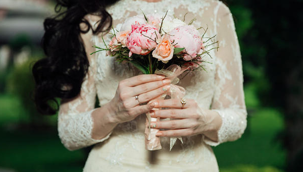 如何幽默恭喜结婚