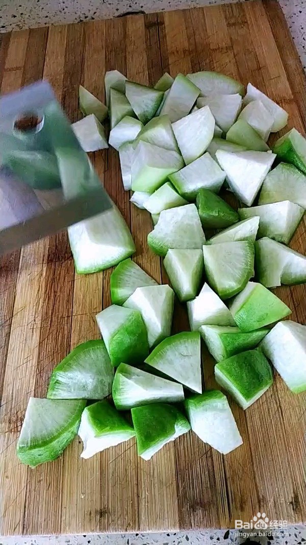 白萝卜炖牛腩的做法