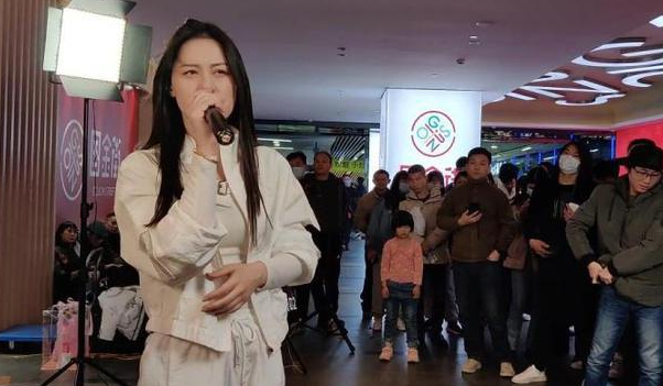 唐艺大舞台直播在哪里