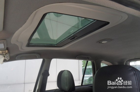 汽车天窗的作用？