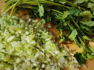 海蛎子萝卜丝猪肉饺子的做法