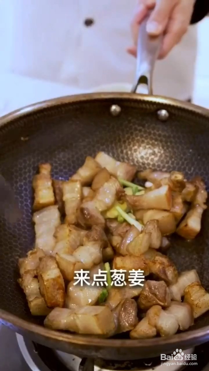 如何制作鹌鹑蛋烧肉