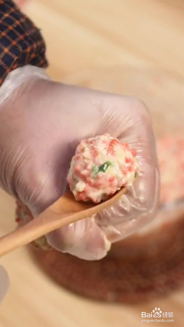 如何制作好吃的炸素丸子