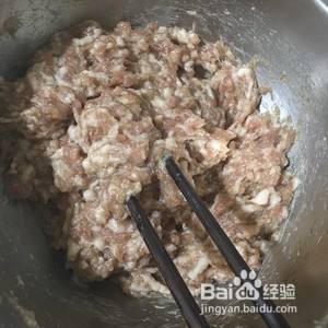 大葱肉包子怎么做