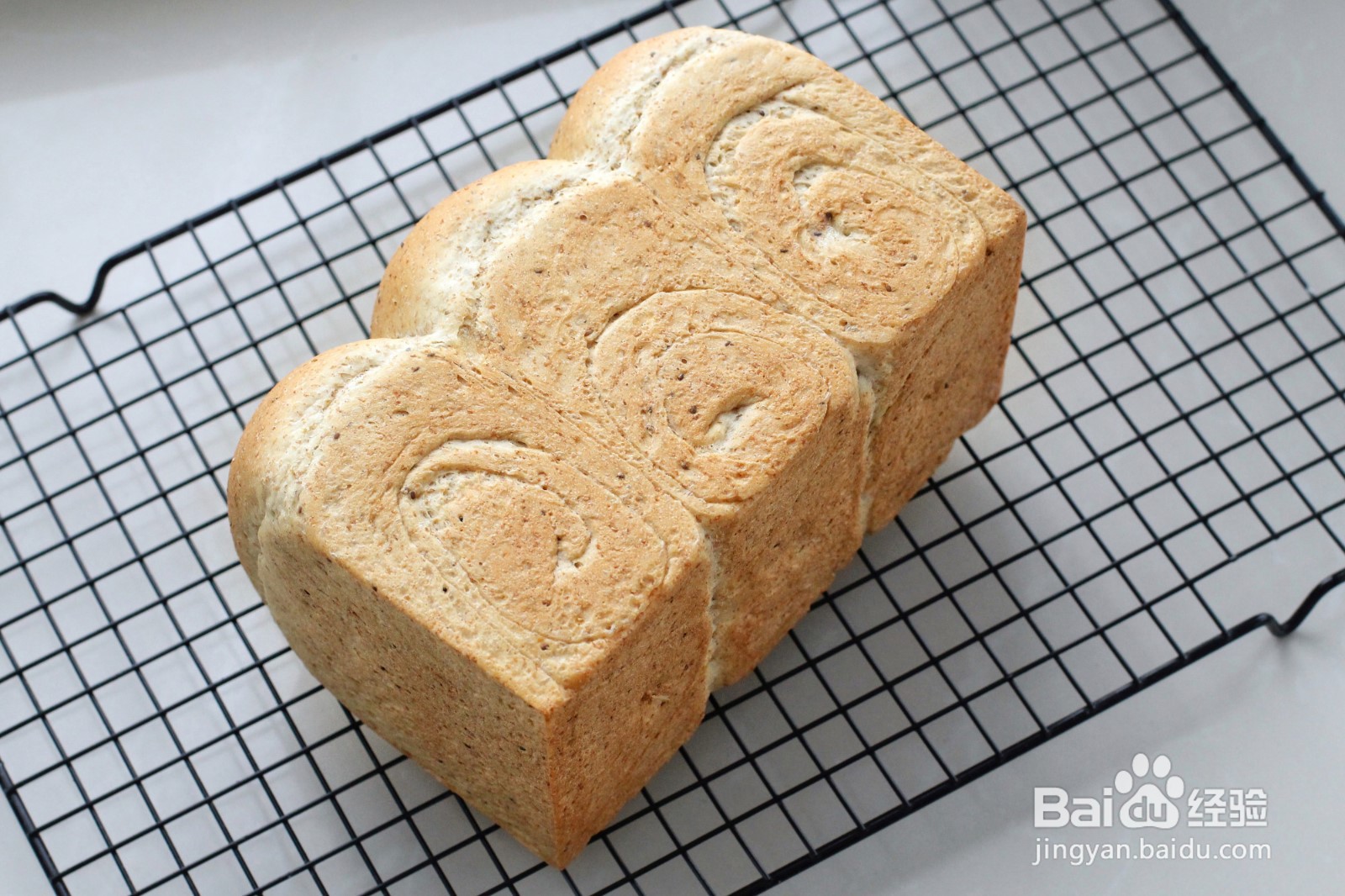 怎么做75%全麦奇亚籽吐司