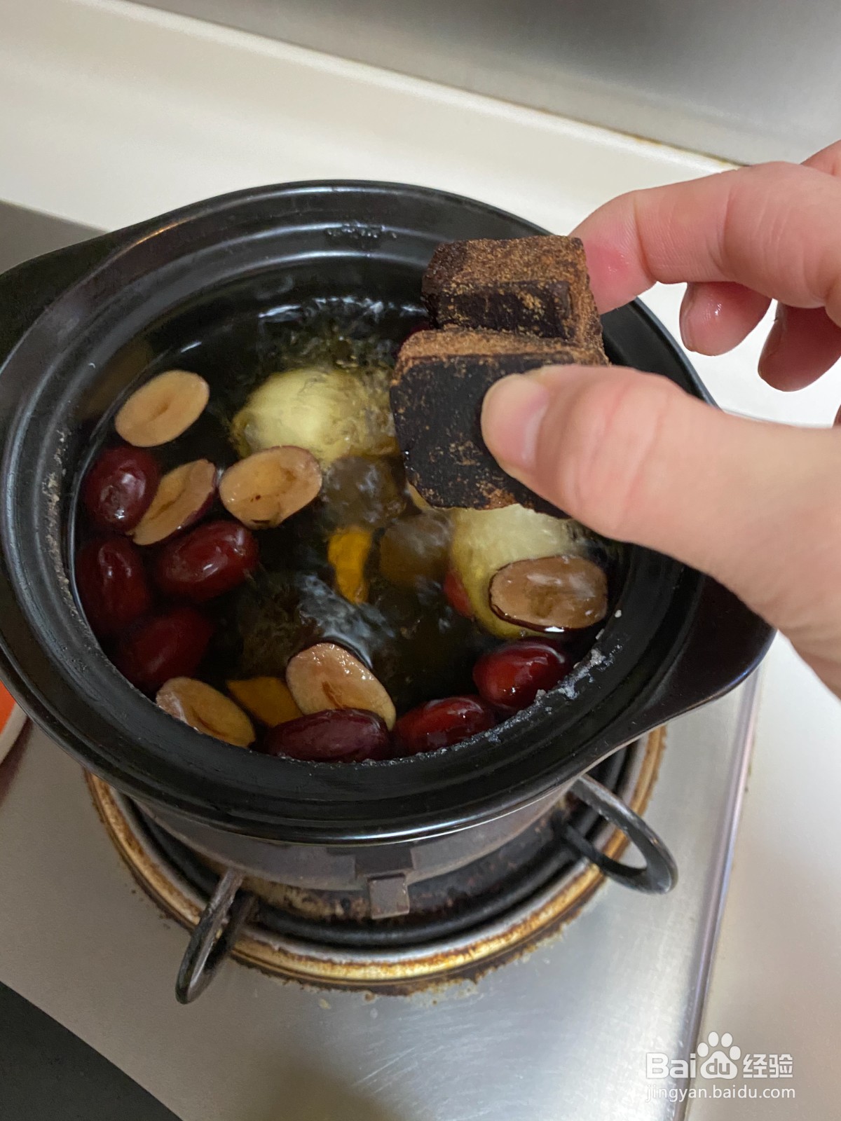 当归鸡蛋红糖水