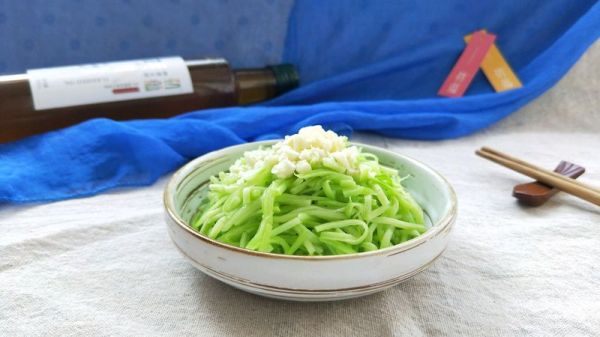 胡麻油清炒芥兰丝