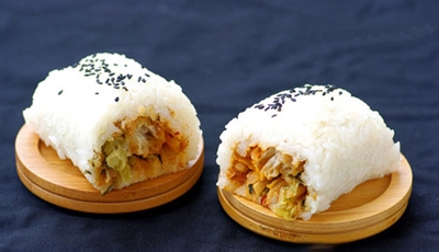 湖北荆州赶早小吃 糯米包油条