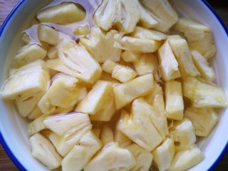 菠萝炒鸡的做法