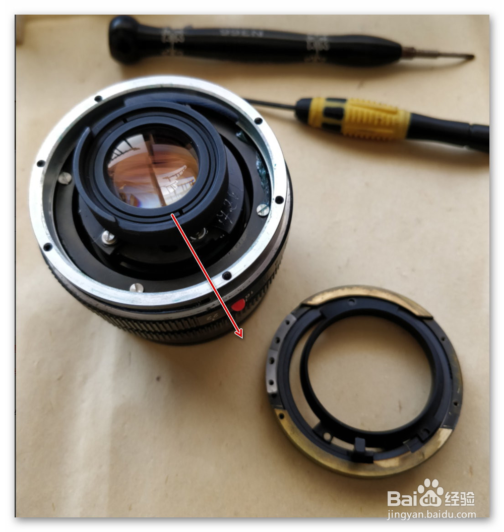 维修R28 调焦环松及对焦紧的问题