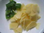 呆鱼叫你【土豆炒青椒】