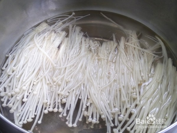 金针菇拌胡萝卜