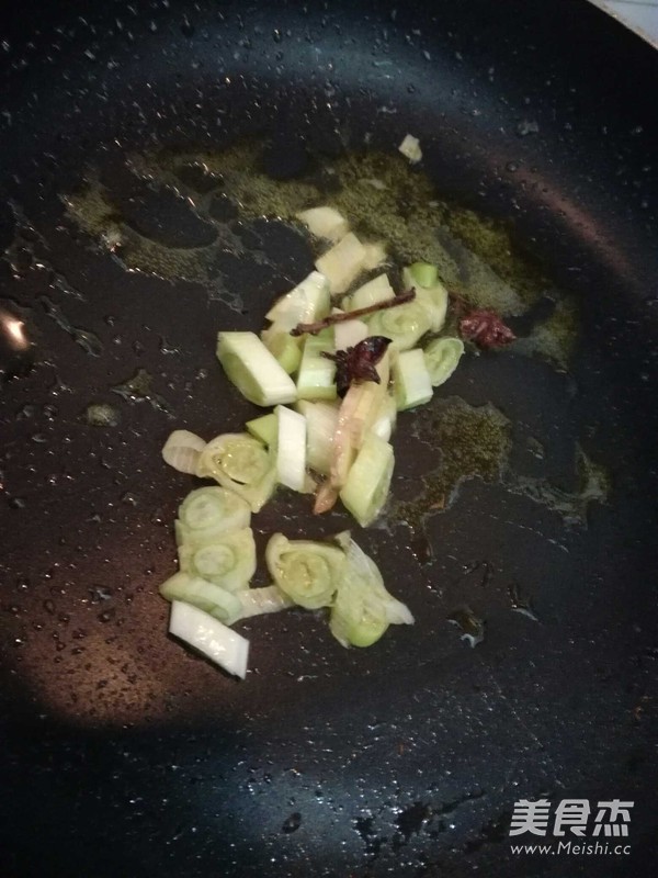 香芹炒豆干腊肉