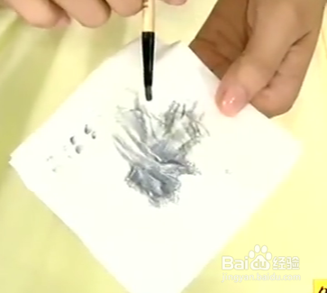 如何清理彩妆刷子