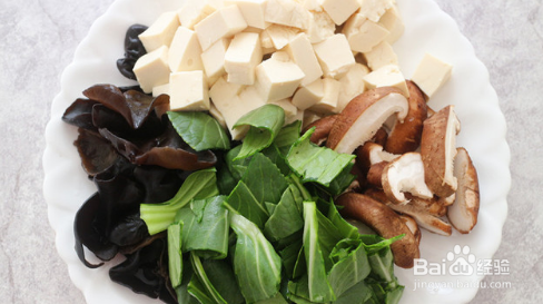 香菇木耳豆腐羹的做法