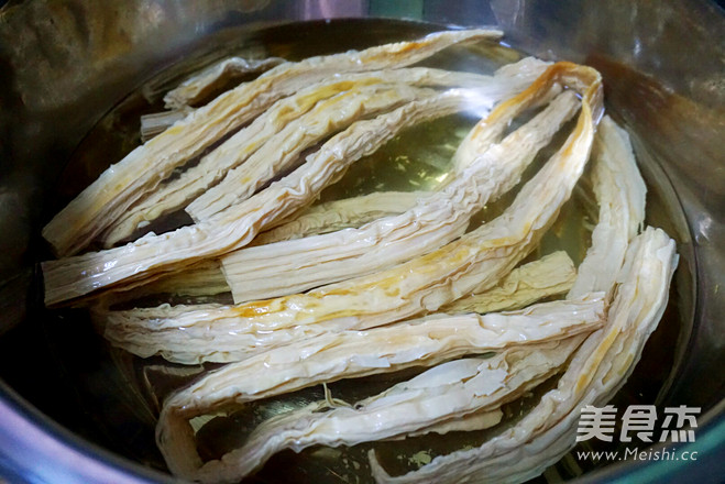 腐竹素小炒的做法