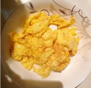 西红柿炒鸡蛋是否可以和蘑菇一起吃