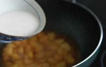 凤梨酸甜鸡的做法