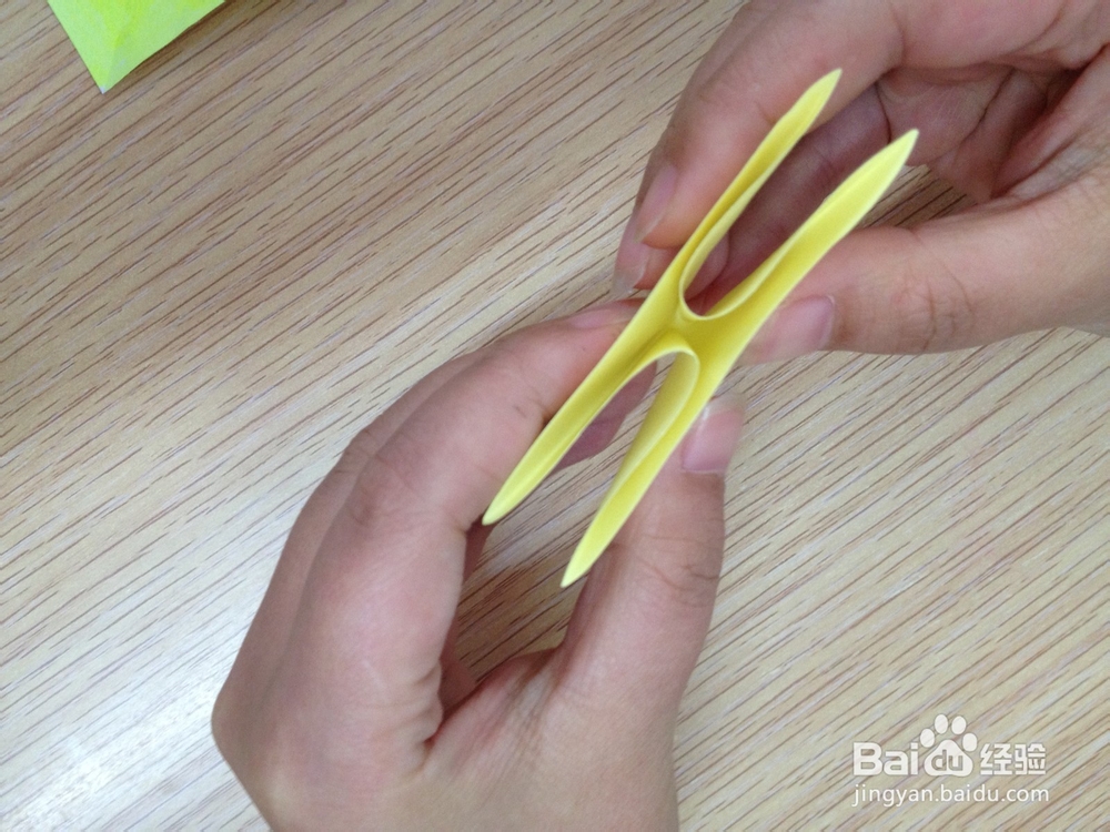 如何折出可爱的皮卡丘