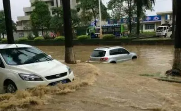 汽车泡水后有什么影响