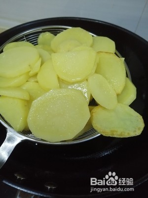 回味无穷的干锅土豆片
