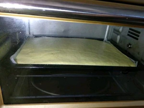 樱桃南瓜豆浆蛋糕卷